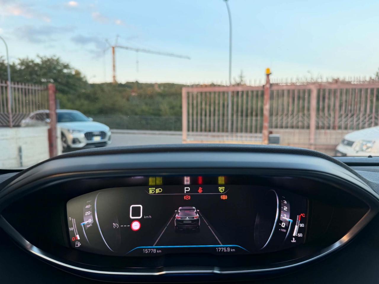 Peugeot 3008 1.5 130CV -AT8- ALLURE PACK