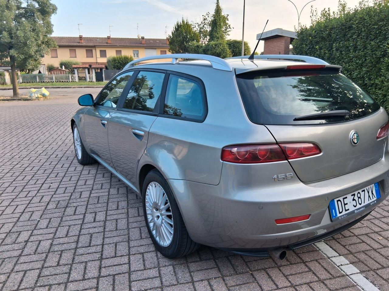 Alfa Romeo 159 1.9 JTDm 16V Sportwagon Distinctive