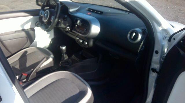 Renault Twingo SCe 65 CV Intens full