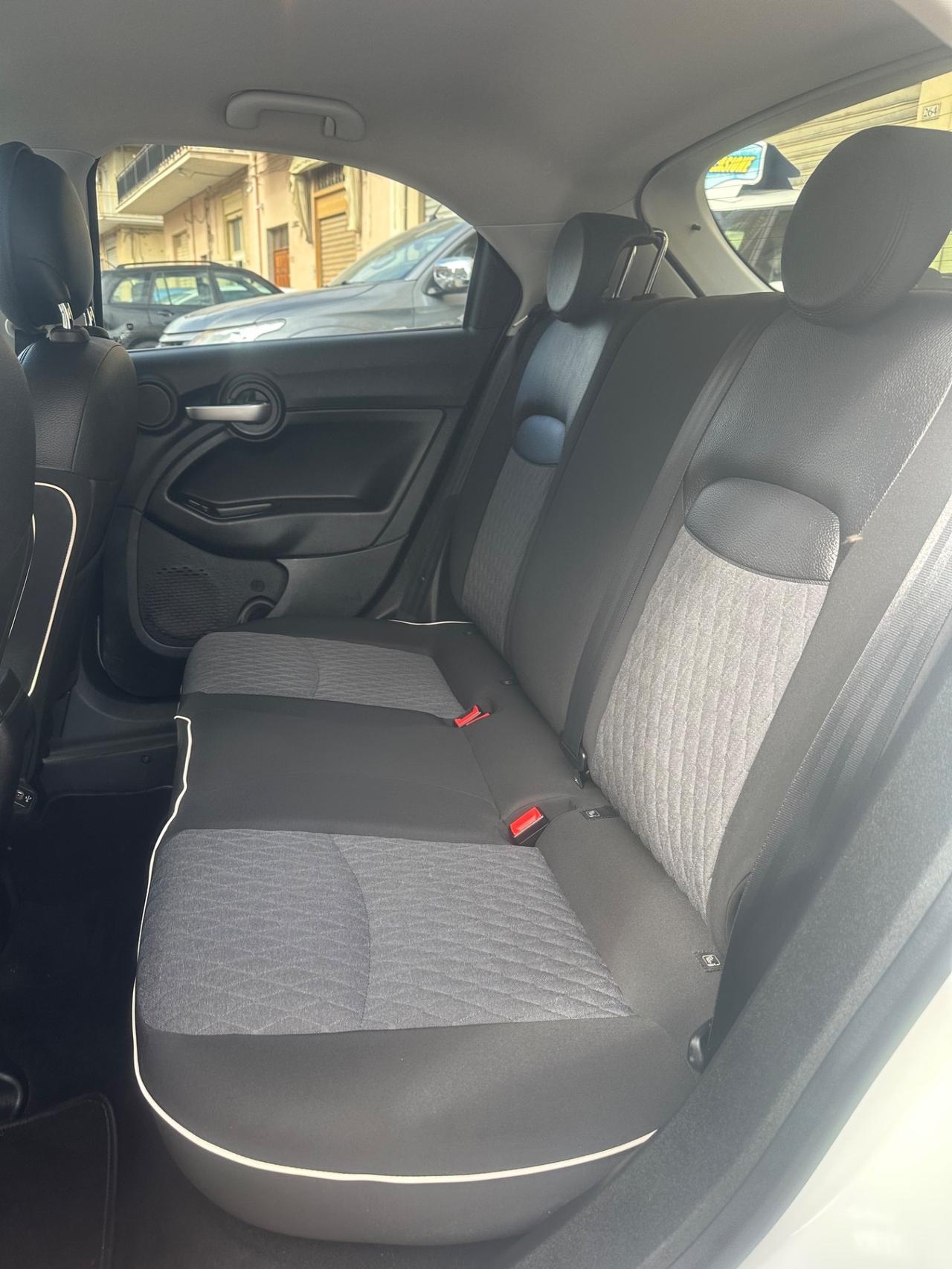 Fiat 500X 1.6 MTJ 120 CVCity Cross 3/2019 KM 126734CERT 1PROP