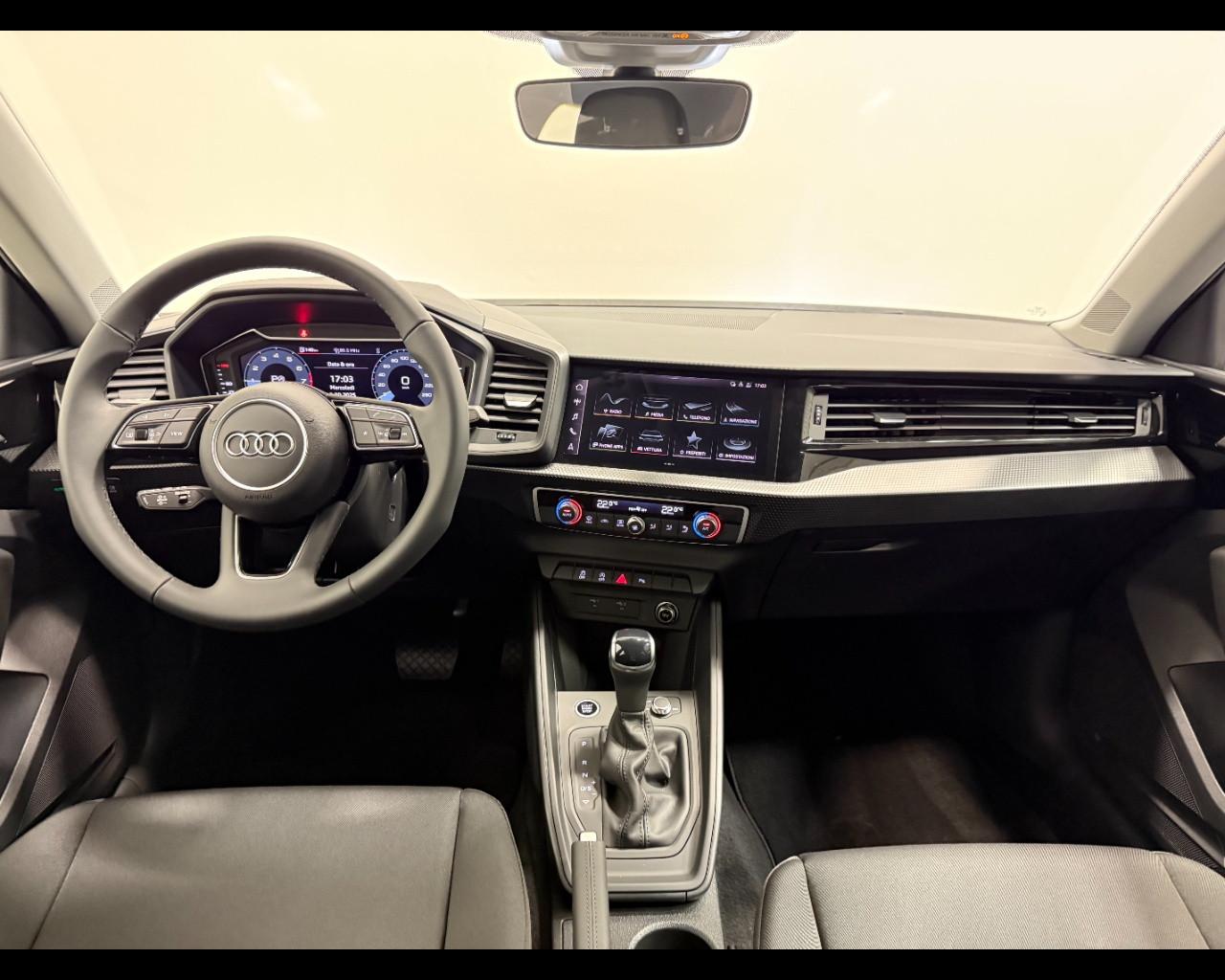 AUDI A1 ALLSTREET 30 TFSI S-TRONIC BUSINESS