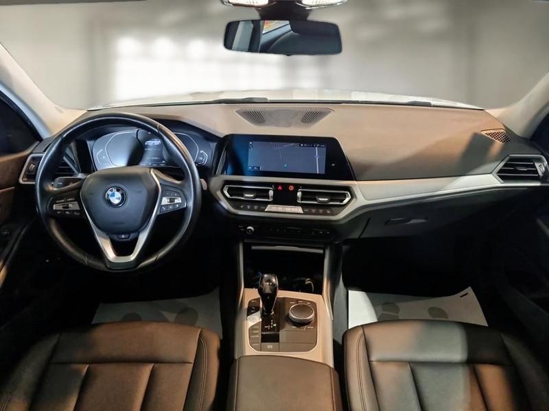 BMW 330 xDrive Business Advantage Touring auto