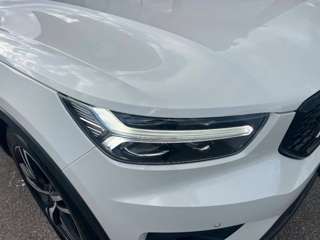 Volvo XC40 2.0 d3 R-design awd geartronic my20