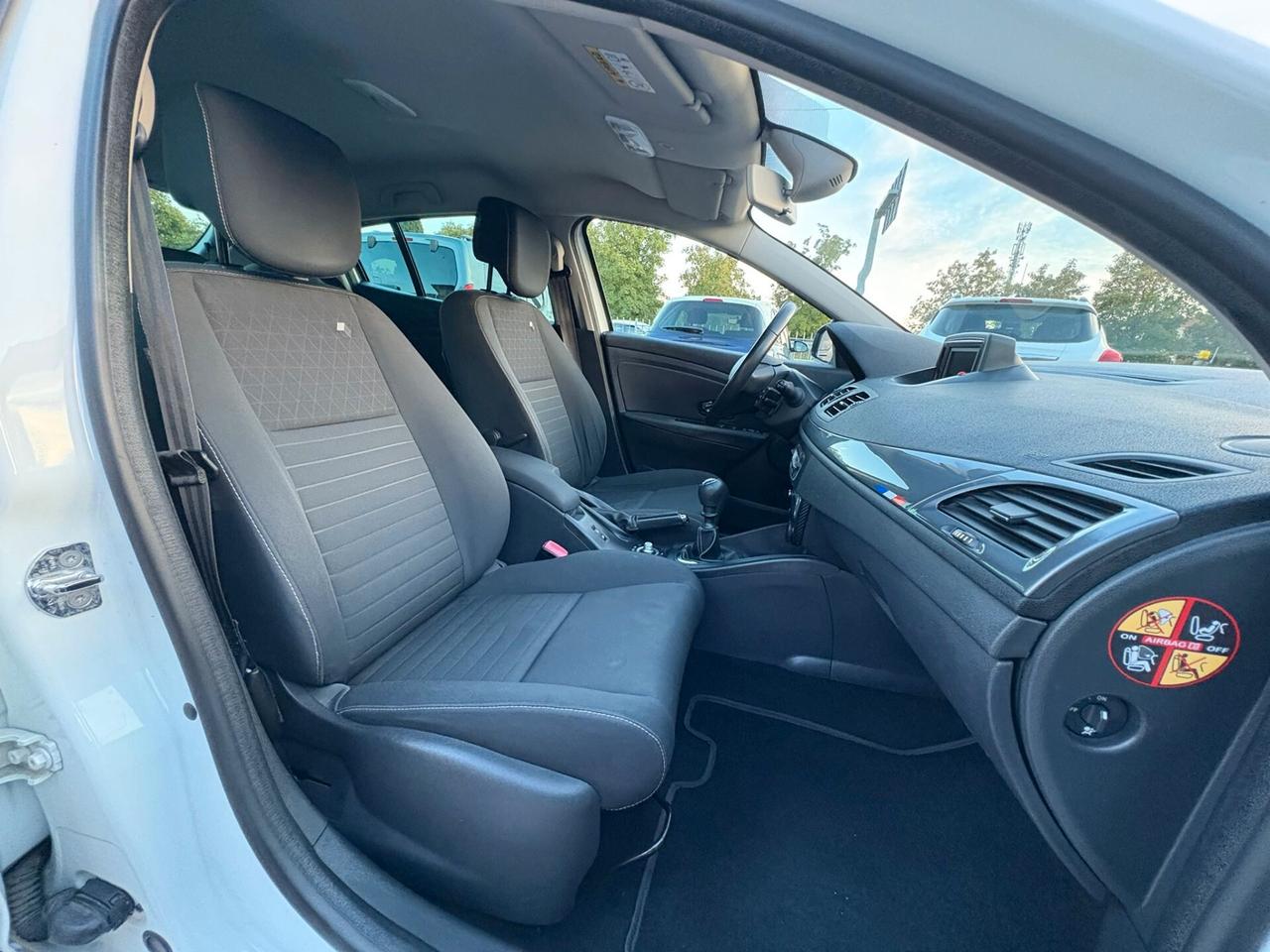 RENAULT MEGANE 1.5 DCI ASSETTO SPORTIVO SI NEOPAT