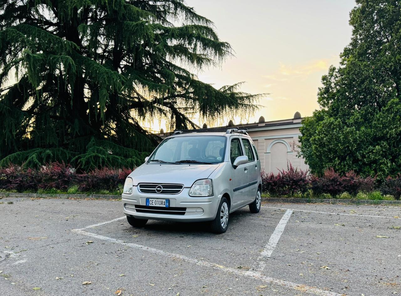 Opel Agila 1.2 16V Club