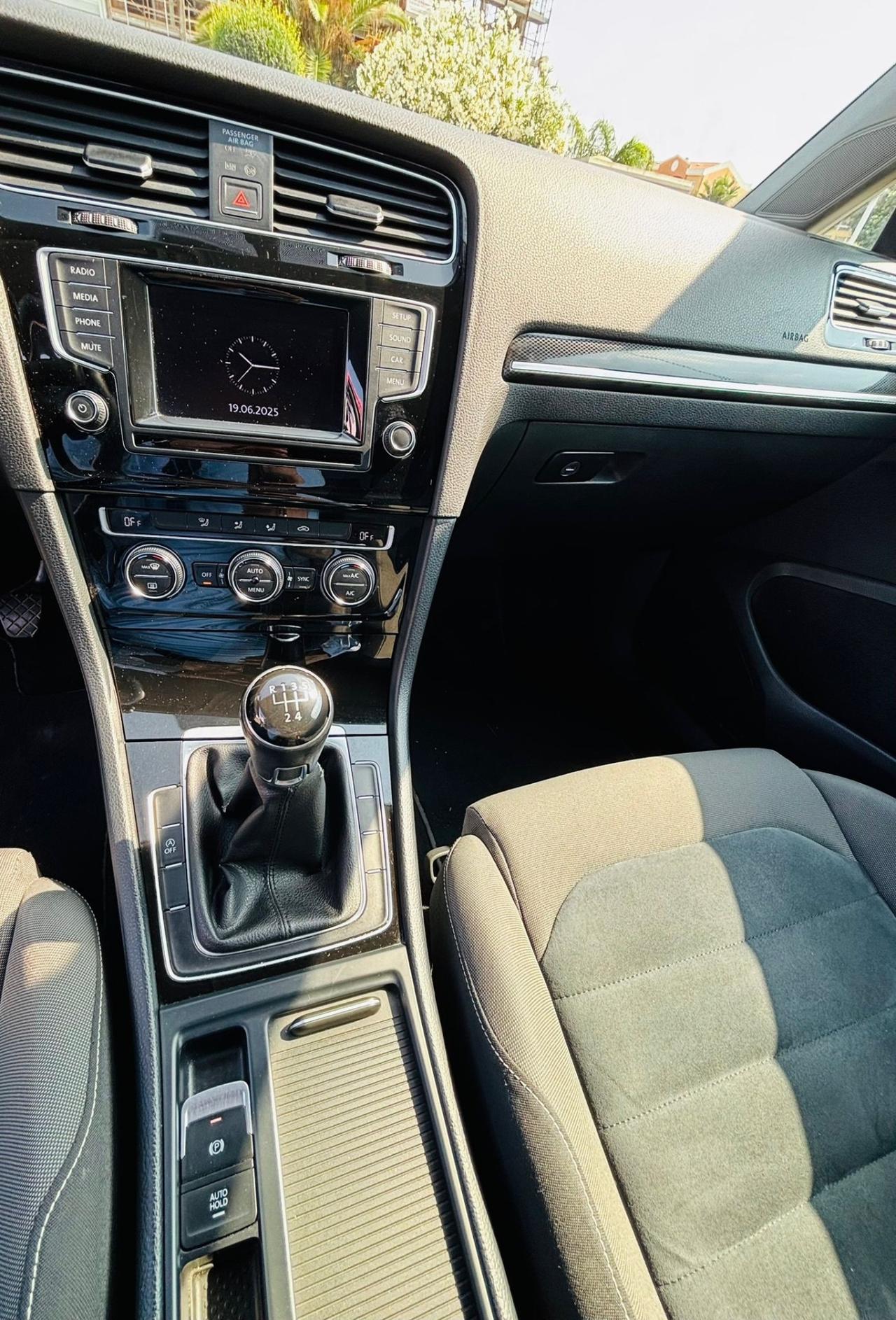 Volkswagen Golf 1.6 TDI 110 CV 5p. Highline BlueMotion Technology
