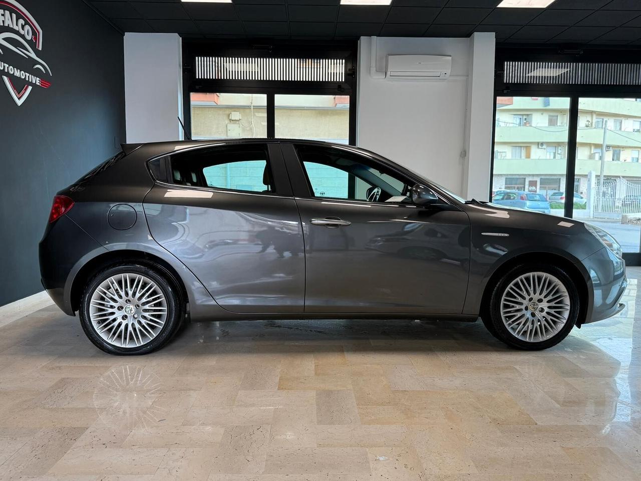 Alfa Romeo Giulietta 1.6 JTDm-2 105 CV Exclusive