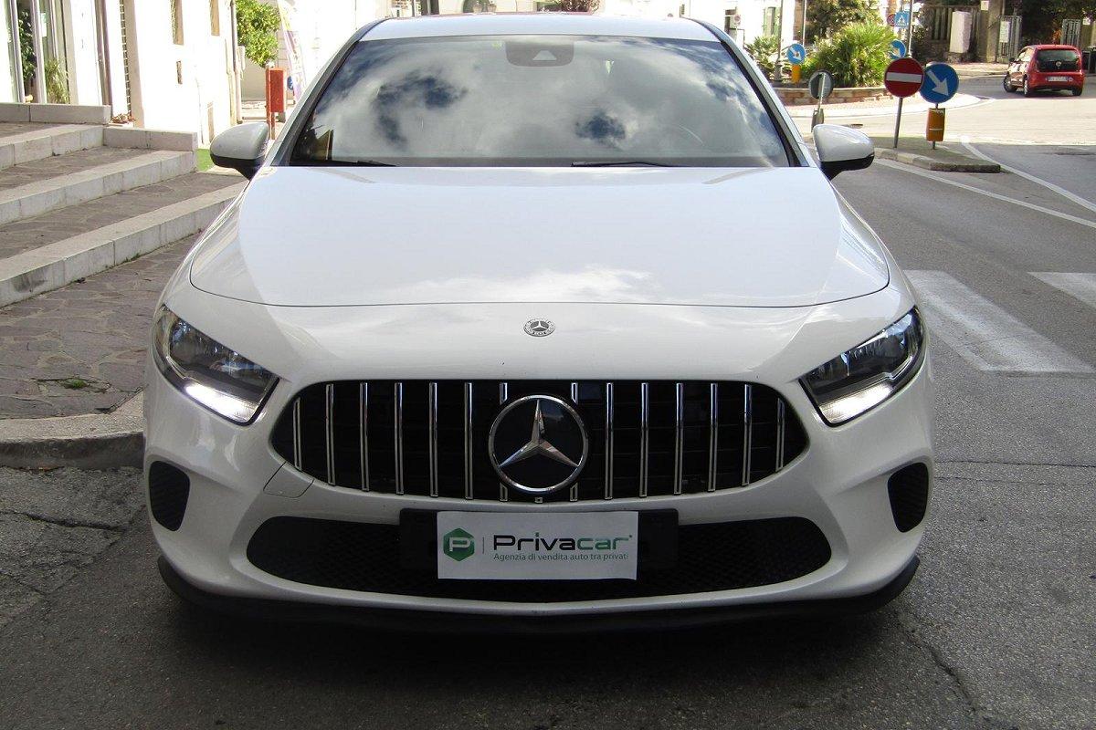 MERCEDES A 180 d Automatic Business