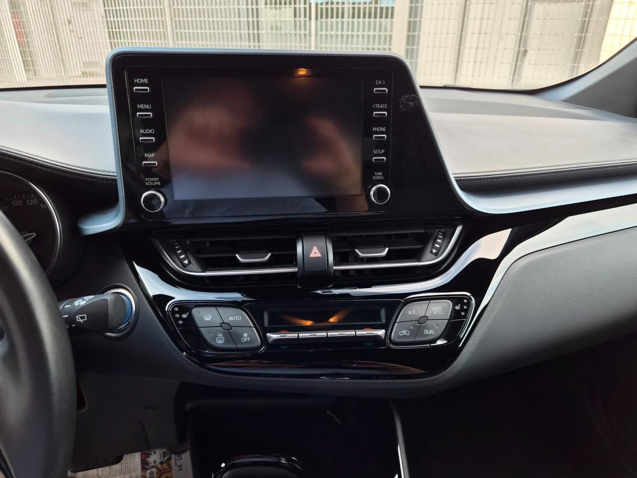 Toyota C-HR 2.0 Hybrid E-CVT Trend