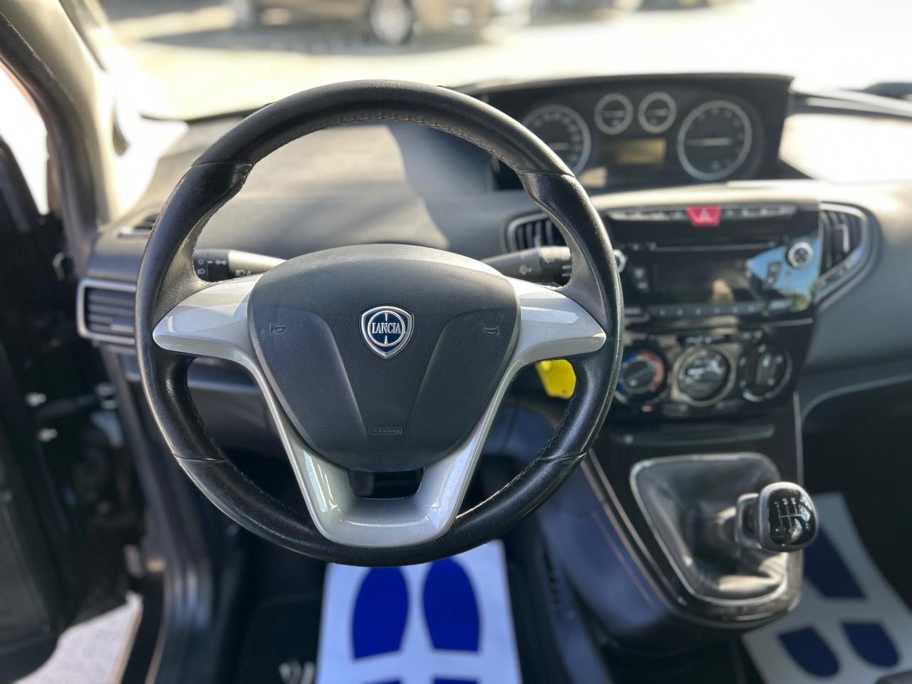 Lancia Ypsilon 1.2 Platinum