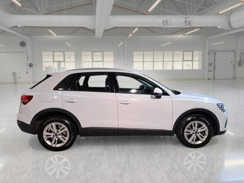 AUDI Q3 45 TFSI e S tronic Business