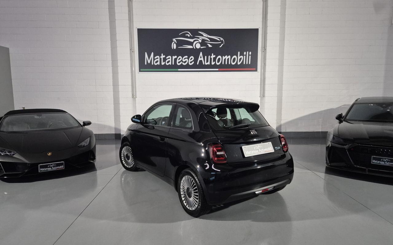 Fiat 500e FULL ELETTRIC Sensori ADAS Navi OK Neopatentati