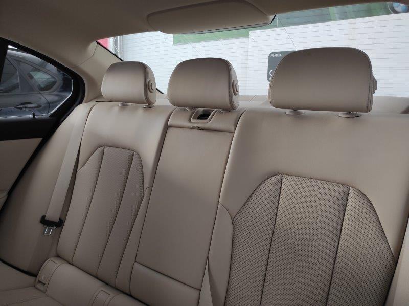 BMW Serie3(G20/21/80/81 - 320d 48V Luxury