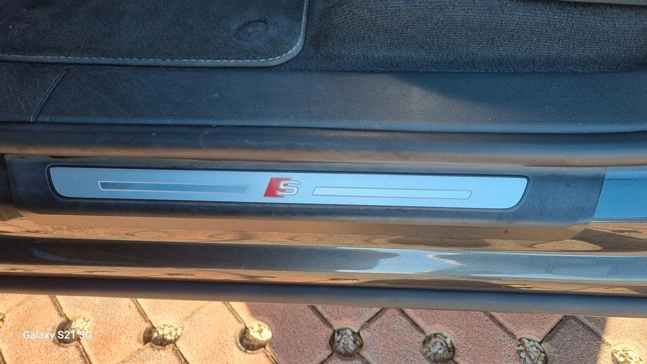 Audi Q8 45 TDI quattro tiptronic Sport S LINE