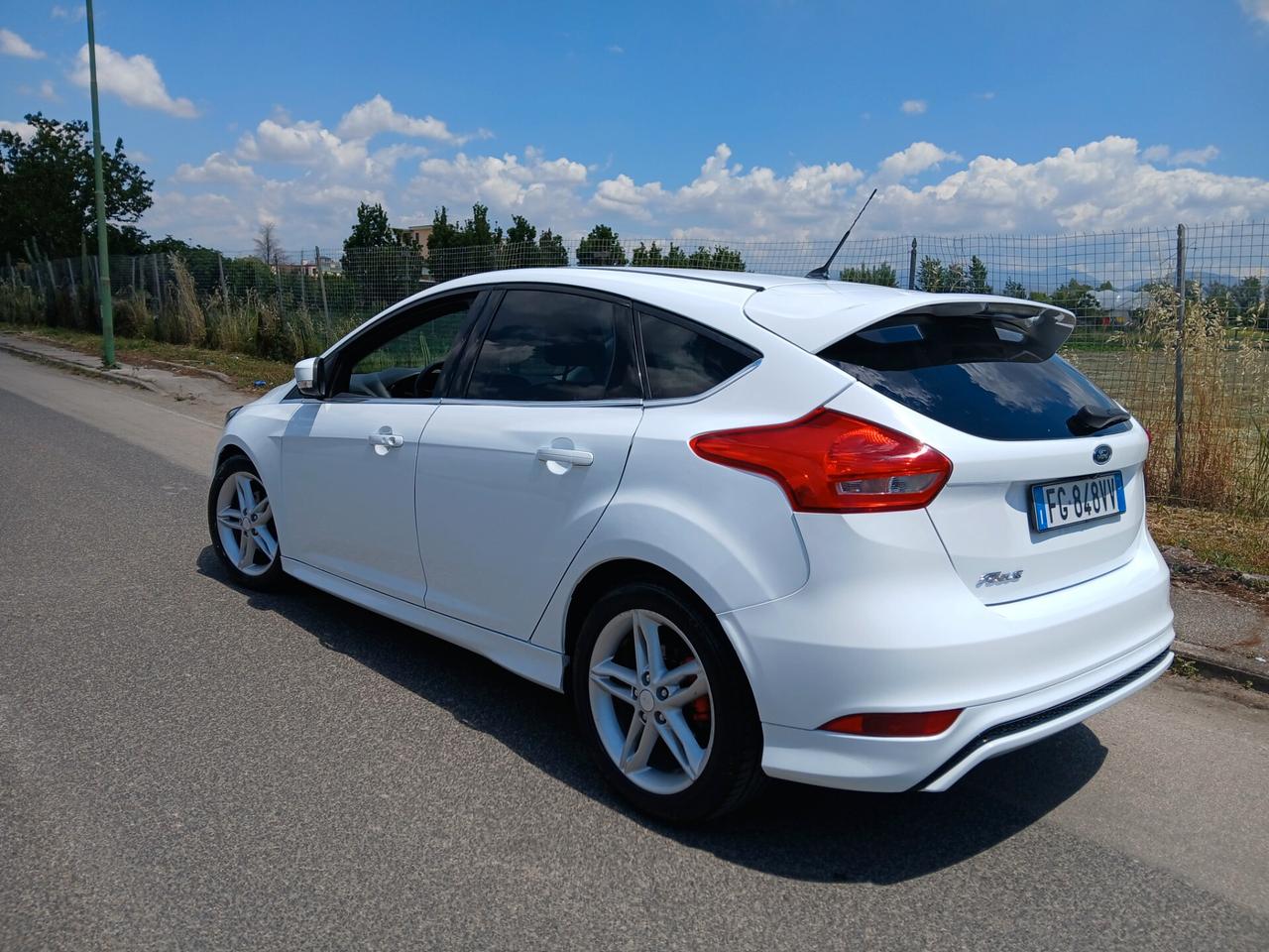 Ford Focus 1.5 TDCi 120 CV Start&Stop ST Line