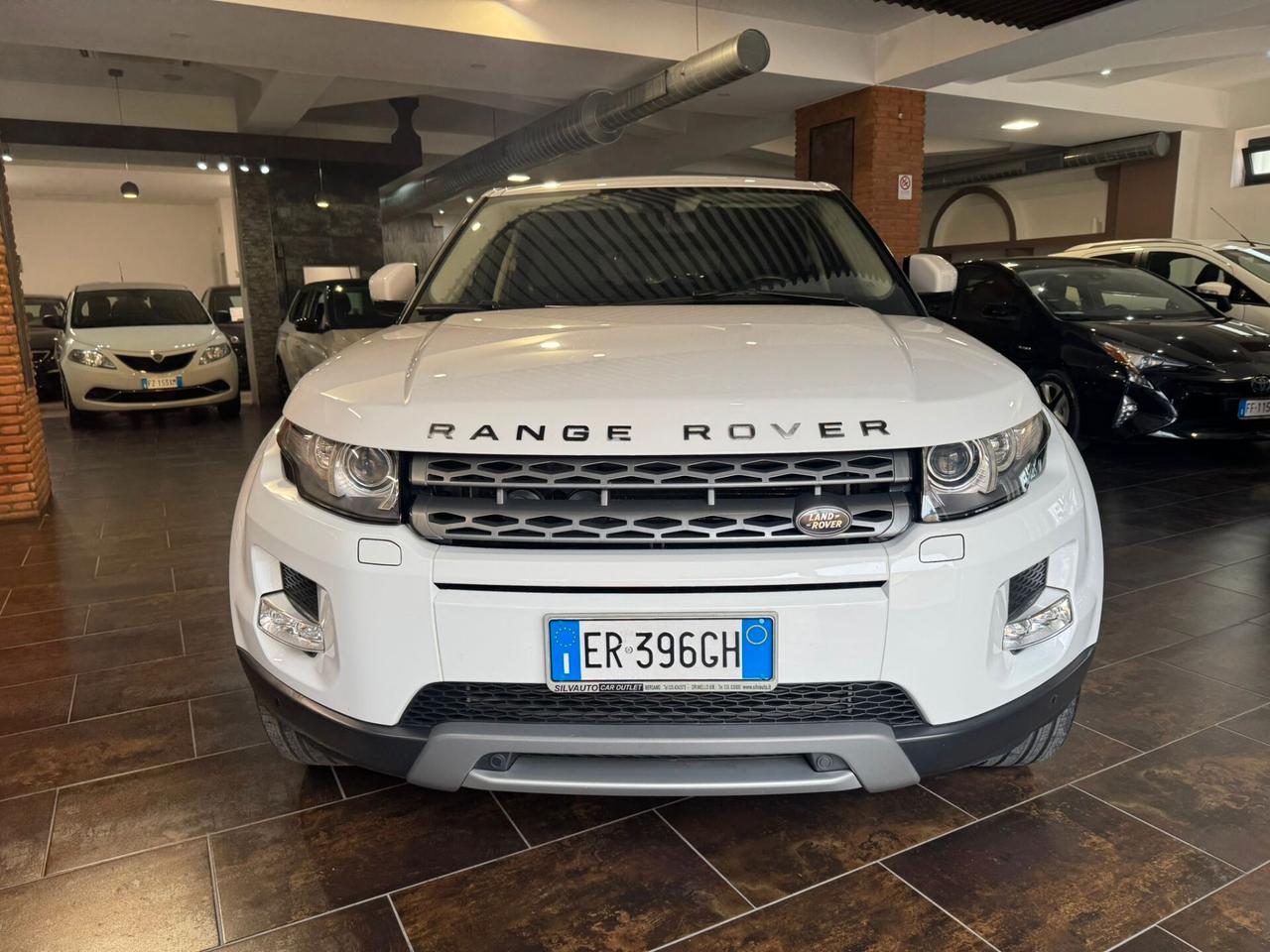Land Rover Range Evoque 2.2 TD4 5p. Prestige
