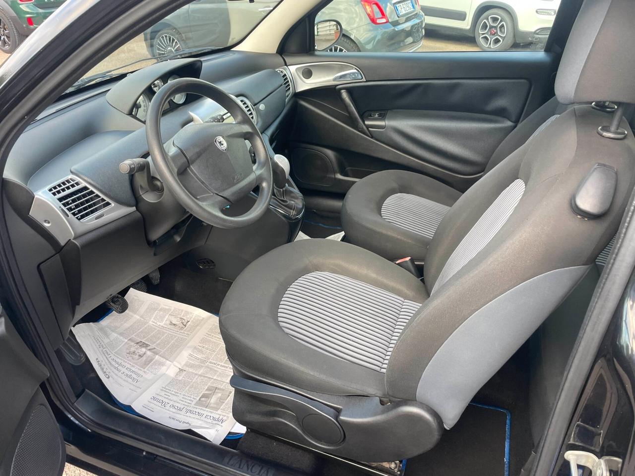 Lancia Ypsilon 1.3 MJT 75 CV Oro Giallo