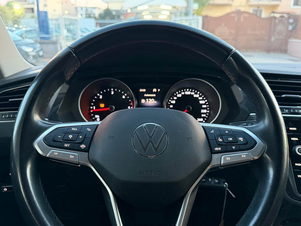 Volkswagen Tiguan 2.0 TDI 150 CV SCR DSG Elegance