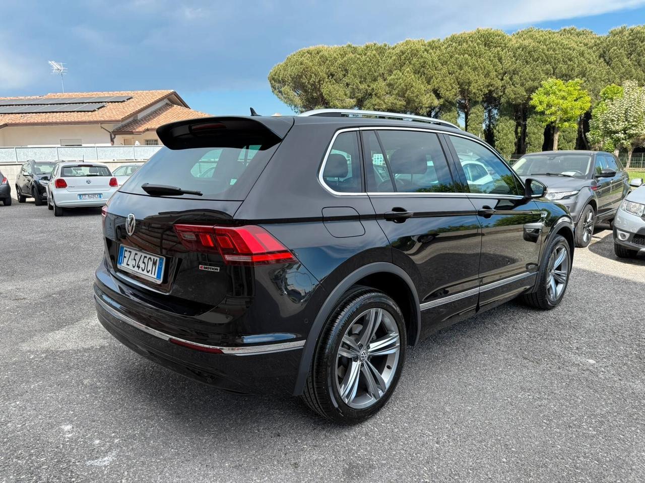 Volkswagen Tiguan 2.0 TDI SCR DSG 4MOTION Sport BMT