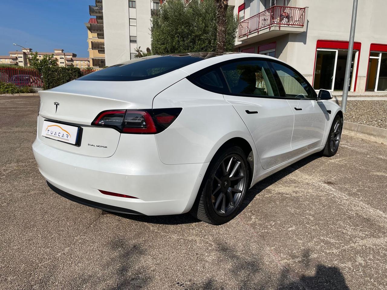 Tesla Model 3 Long Range