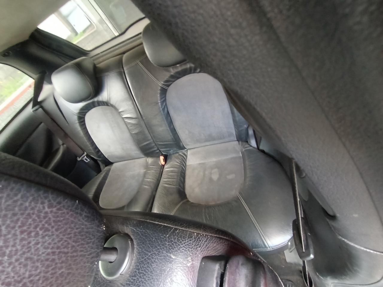 Lancia Ypsilon 1.3 MJT 90 CV DPF Sport MomoDesign