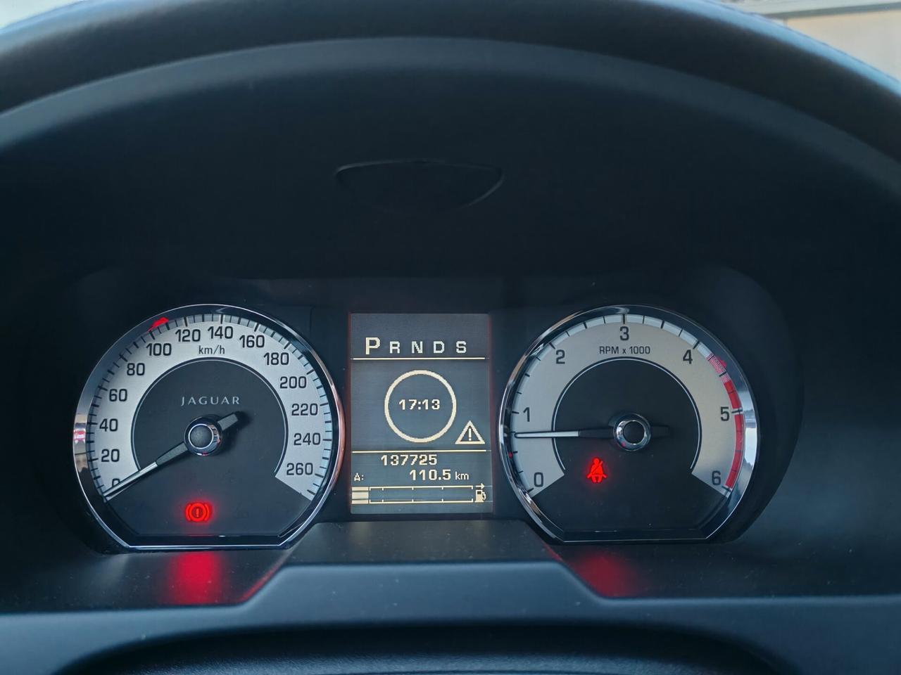 Jaguar XF 3.0 D V6 Luxury