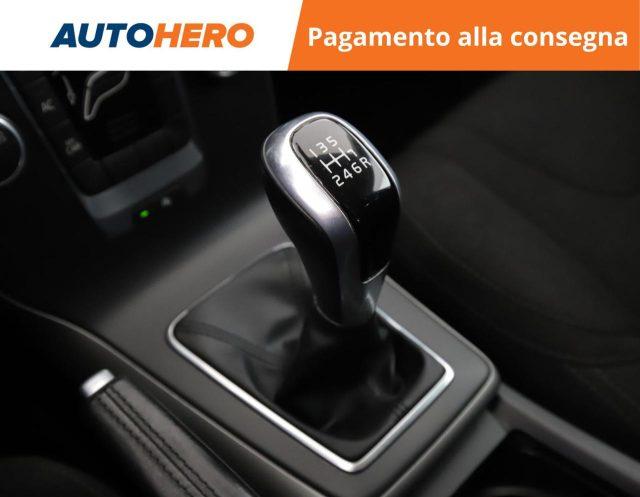 VOLVO V40 D2 Kinetic