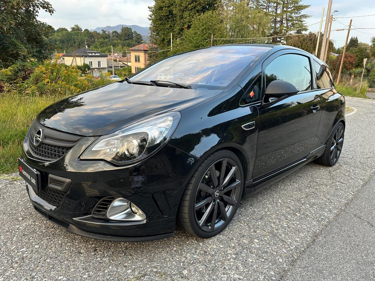 Opel Corsa 1.6 T 210CV 3 porte Nürburgring Edition OPC - 2013