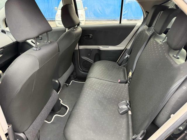 TOYOTA Yaris 194,888km 1.0 5p senza nessun lavoro da fare