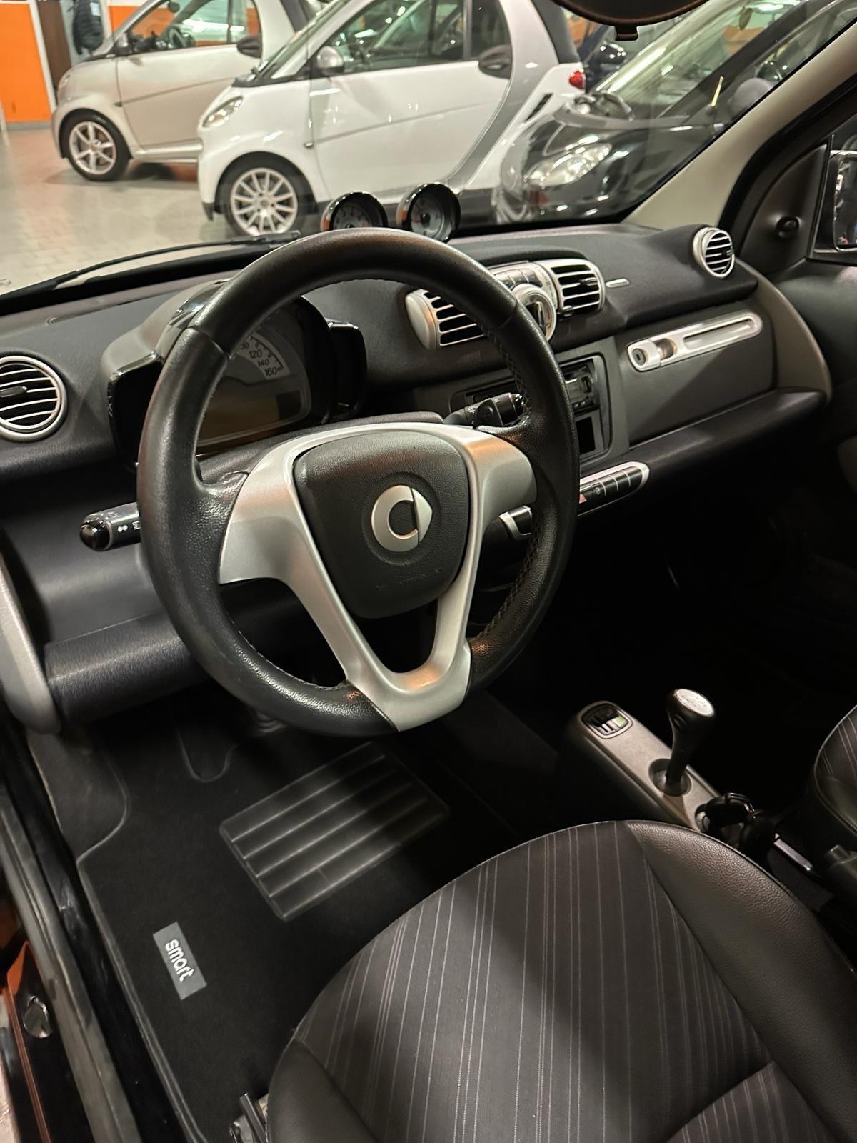 Smart ForTwo 1000 52 kW coupé pure