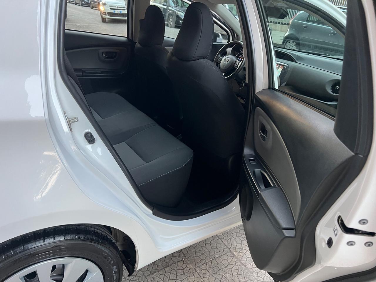 Toyota Yaris 1.0 72 CV 5 porte Active