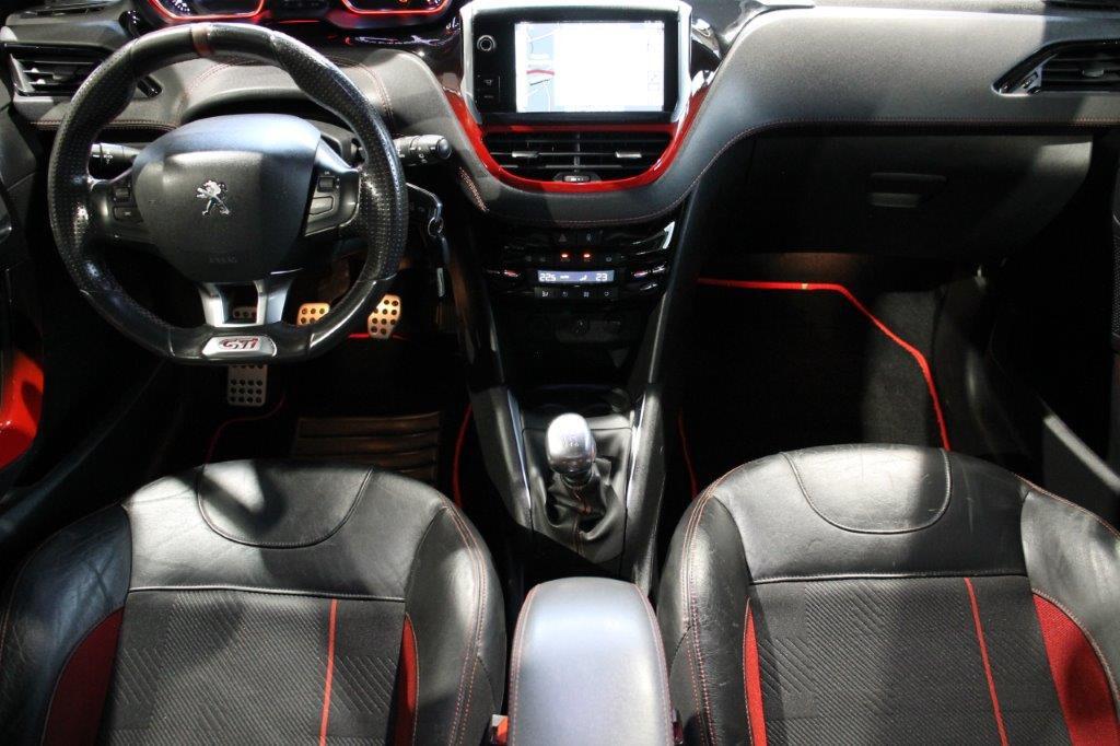Peugeot 208 1.6 THP 200 CV 3 porte GTi