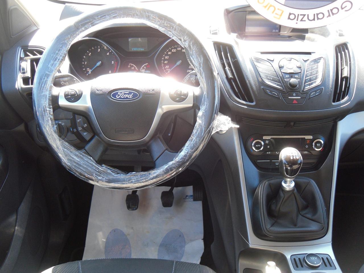 Ford Kuga 2.0 TDCI 140 CV Titanium