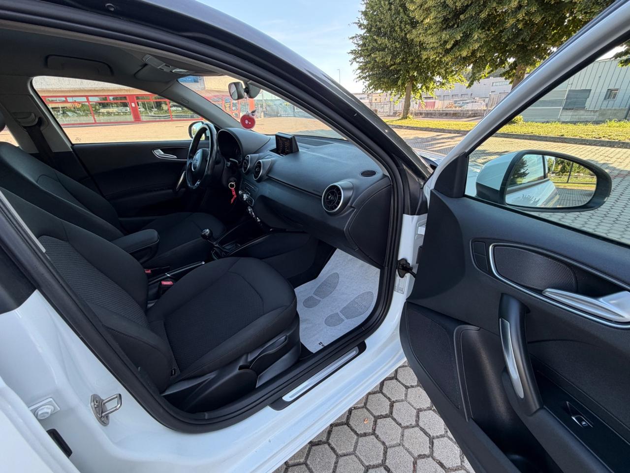 Audi A1 1.6 TDI S-Line 116 CV