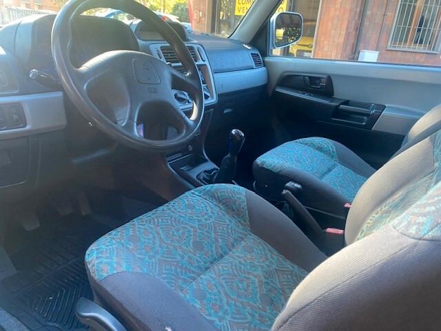 Mitsubishi Pajero PININ 1.8CC,4X4!!