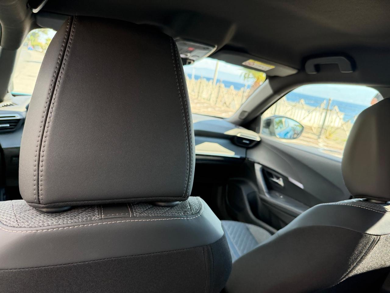 Peugeot 2008 PureTech 100 S&S Allure full optional