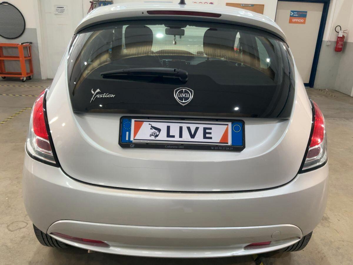 Lancia Ypsilon 1.2 69 CV 5 porte Silver
