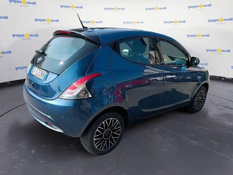 Lancia Ypsilon New 5 porte My24 1.0 Firefly 70 CvStart&Stop Hybrid Oro