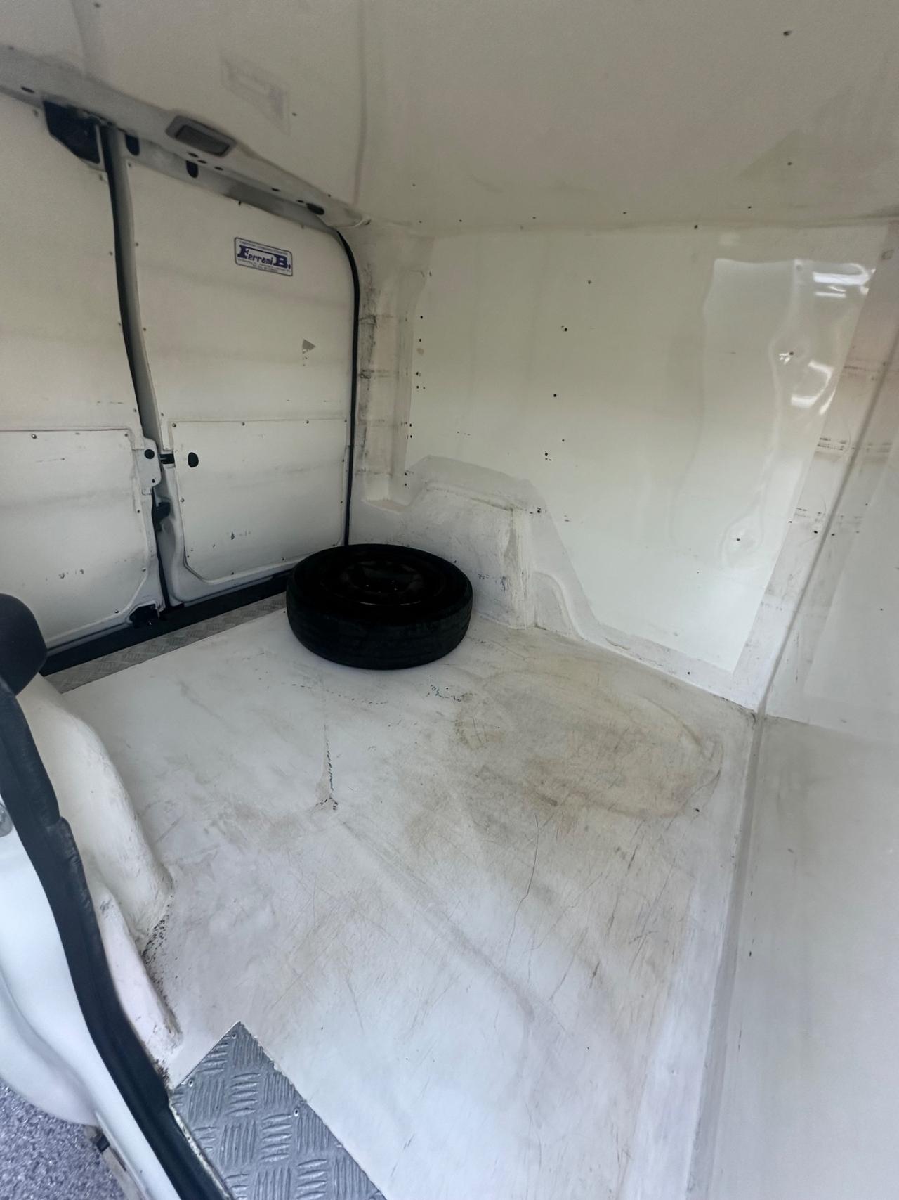Fiat Doblo coibentato