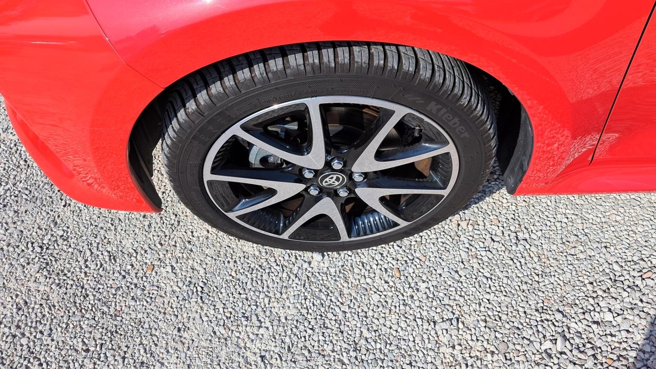 Toyota Yaris 1.5 Hybrid 5 porte Premiere