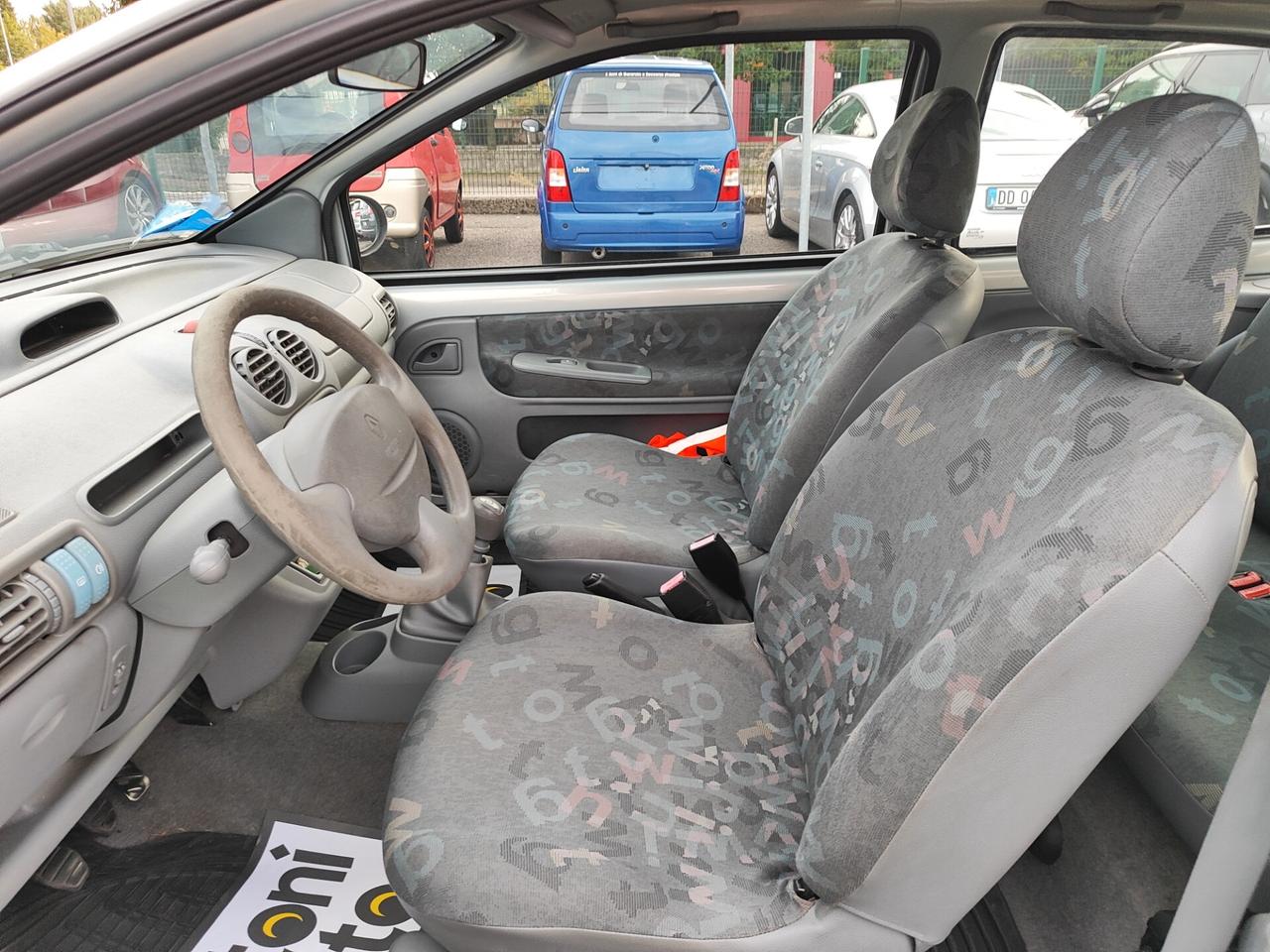 Renault Twingo 1.2i cat Ice