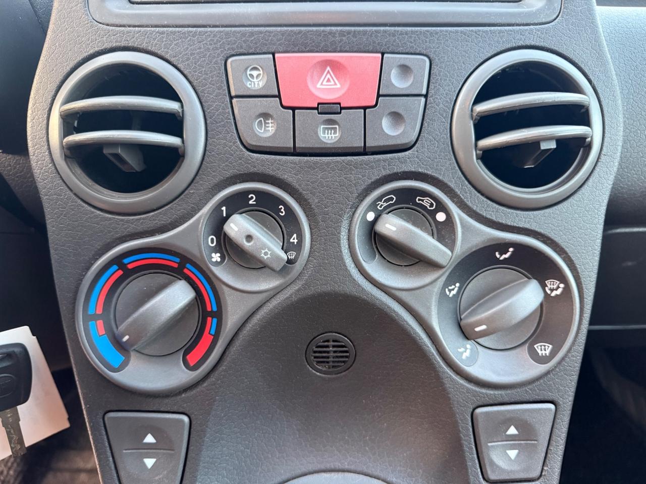 Fiat Panda 1.2 Dynamic Dualogic AUTOMATICA