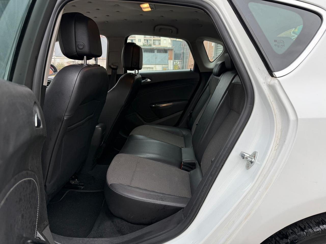 Opel Astra 1.3 CDTI 95CV S&S 5 porte Cosmo