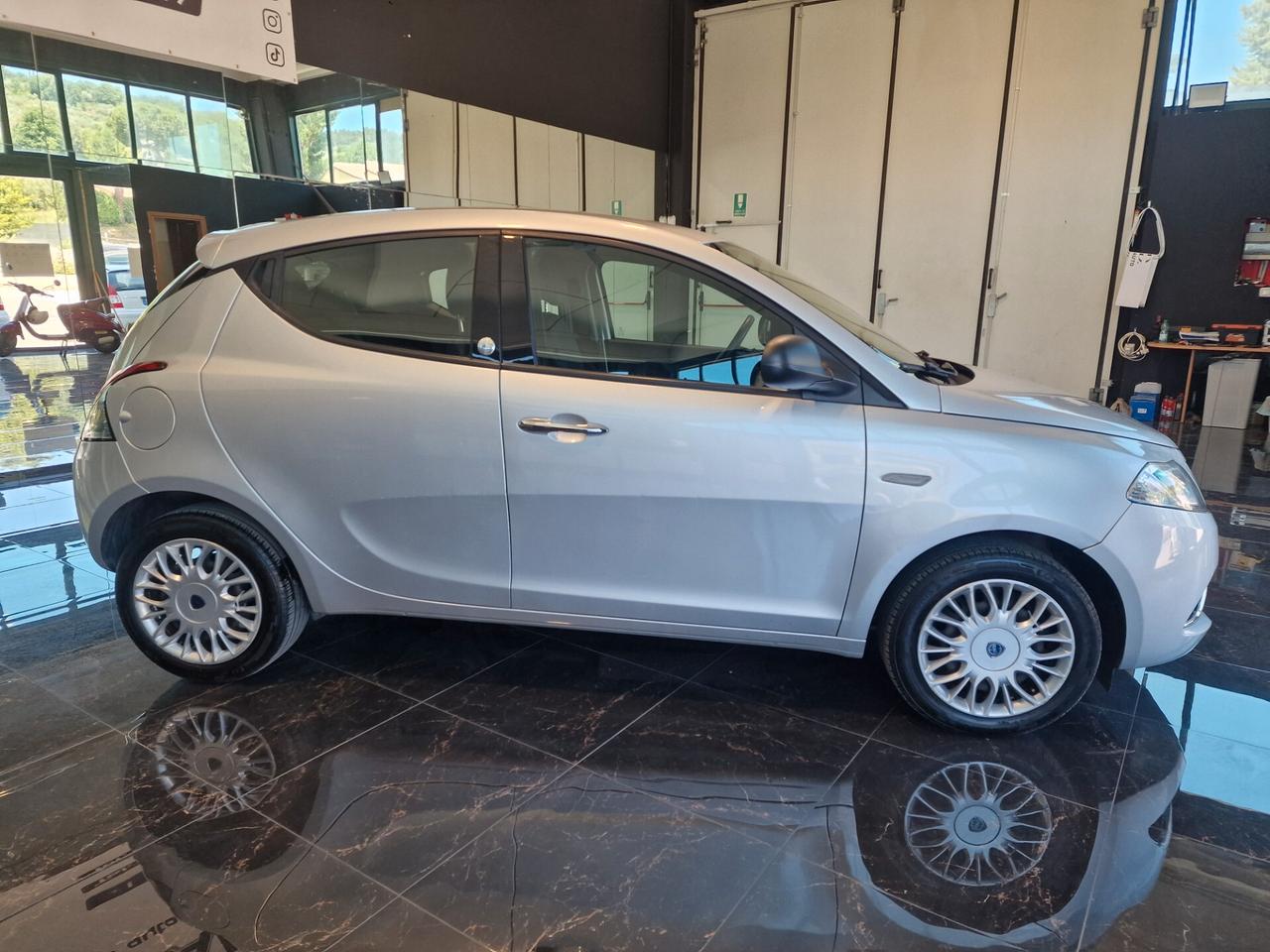 Lancia Ypsilon 1.2 BENZINA-GPL, 121 mila chilometri