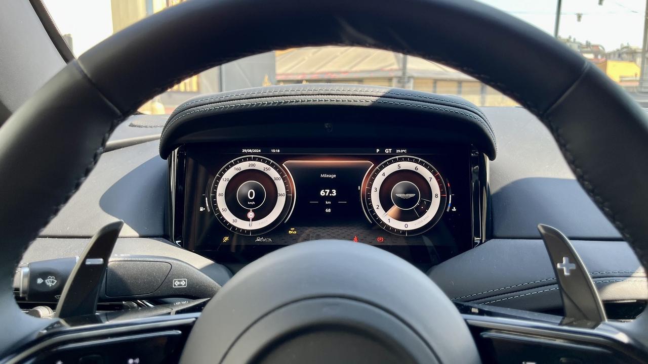 ASTON MARTIN DB12 Coupe 4.0 V8 auto