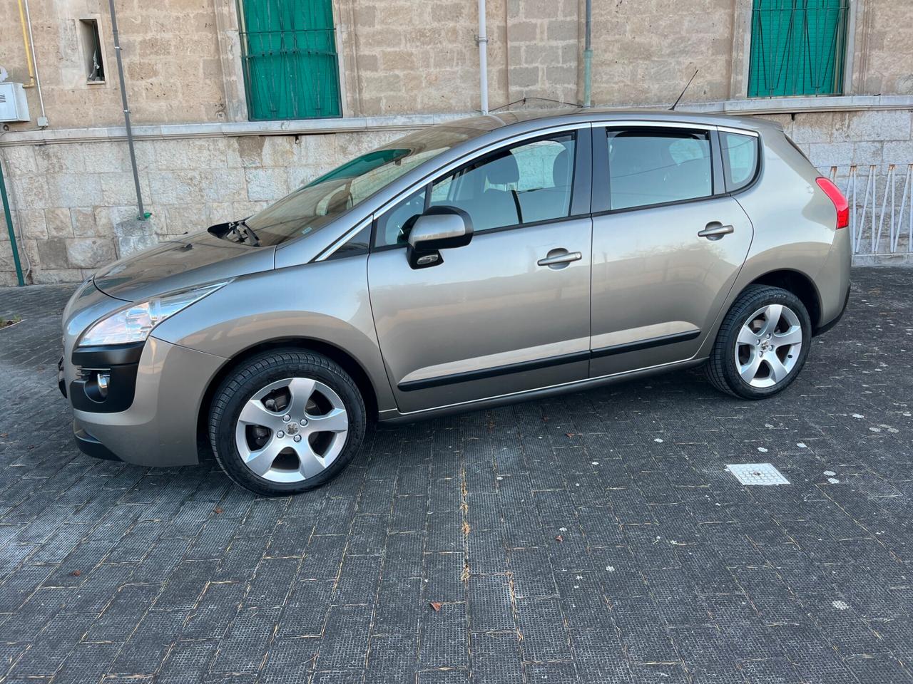 Peugeot 3008 1.6 HDi 115CV Style UsatoGarantito