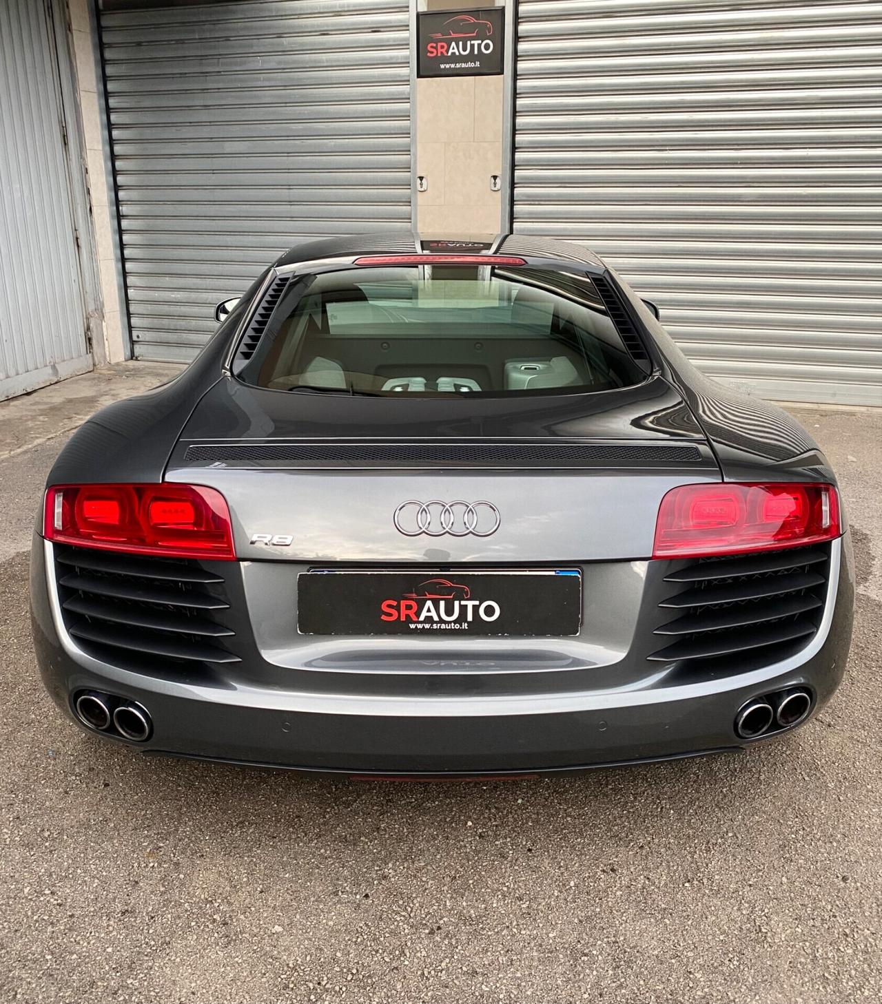 Audi R8 4.2 V8 FSI 420cv quattro R-tronic