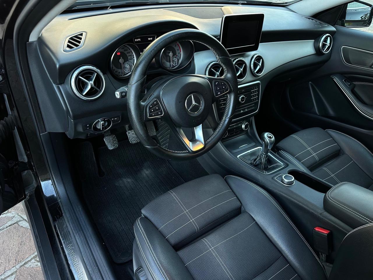 Mercedes-benz GLA 180 d Sport