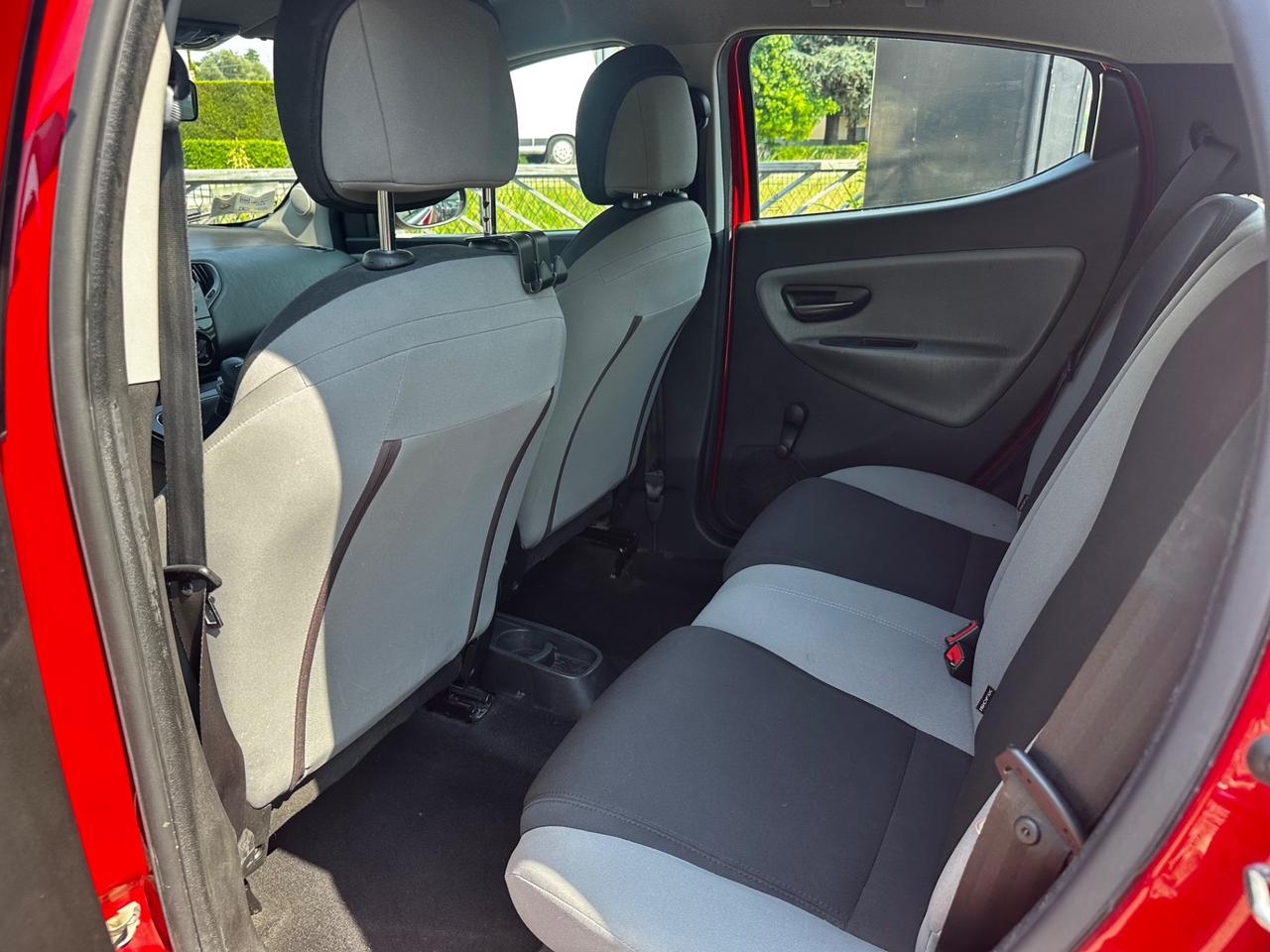 Lancia Ypsilon 0.9 TwinAir 85 CV 5 porte Metano Ecochic Gold