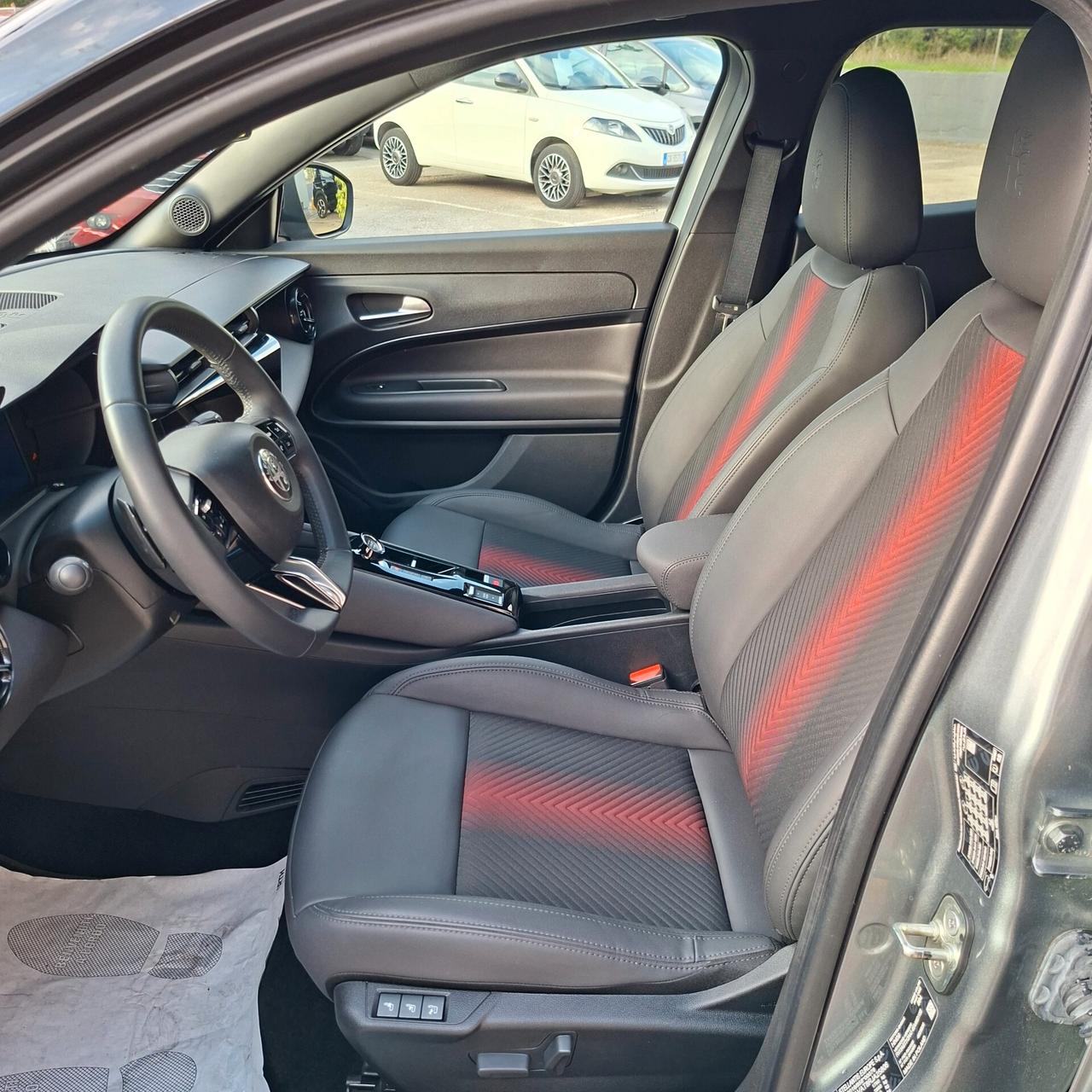 Alfa Romeo Junior 1.2 Hybrid 136cv Edct6 Speciale